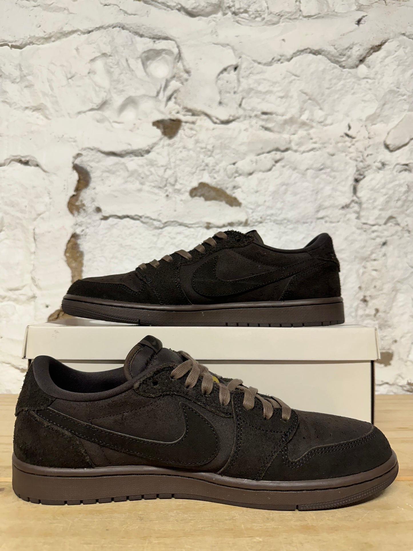 Air Jordan 1 Low Travis Scott Velvet Brown Sz 11