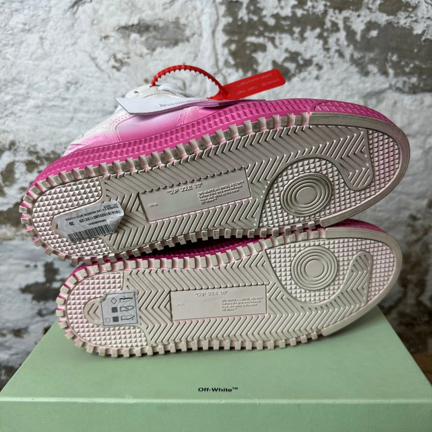 Off-White 3.0 Pink White Sneaker Sz 6.5 (39) DS