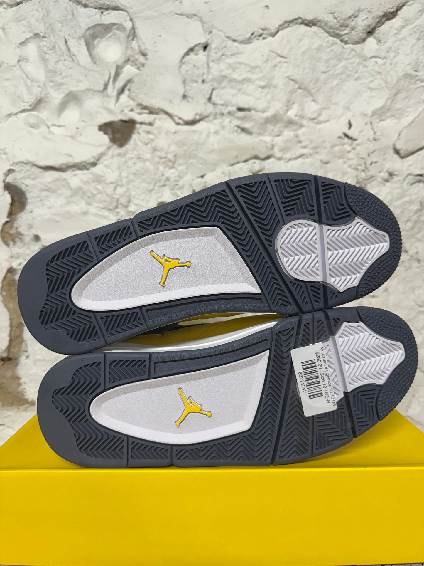 Air Jordan 4 Lightning Sz 10 DS