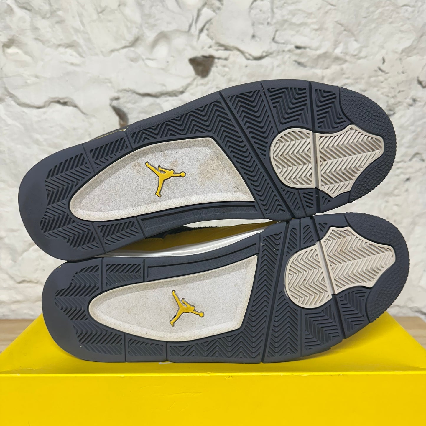 Air Jordan 4 Lightning Sz 13