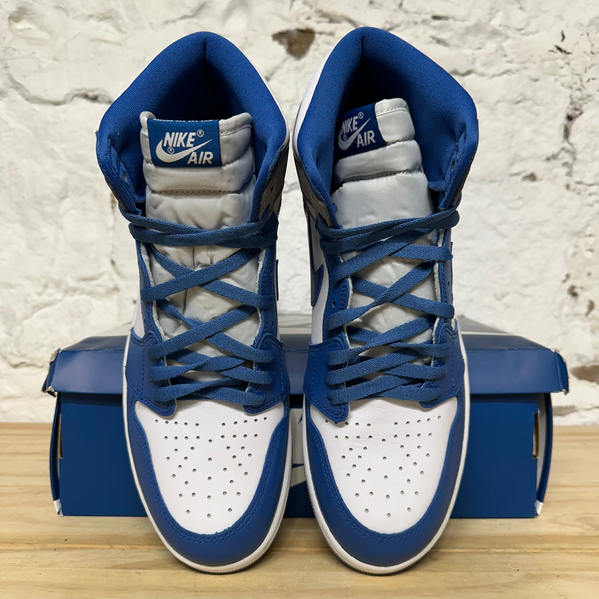 Air Jordan 1 High True Blue Sz 11.5 DS