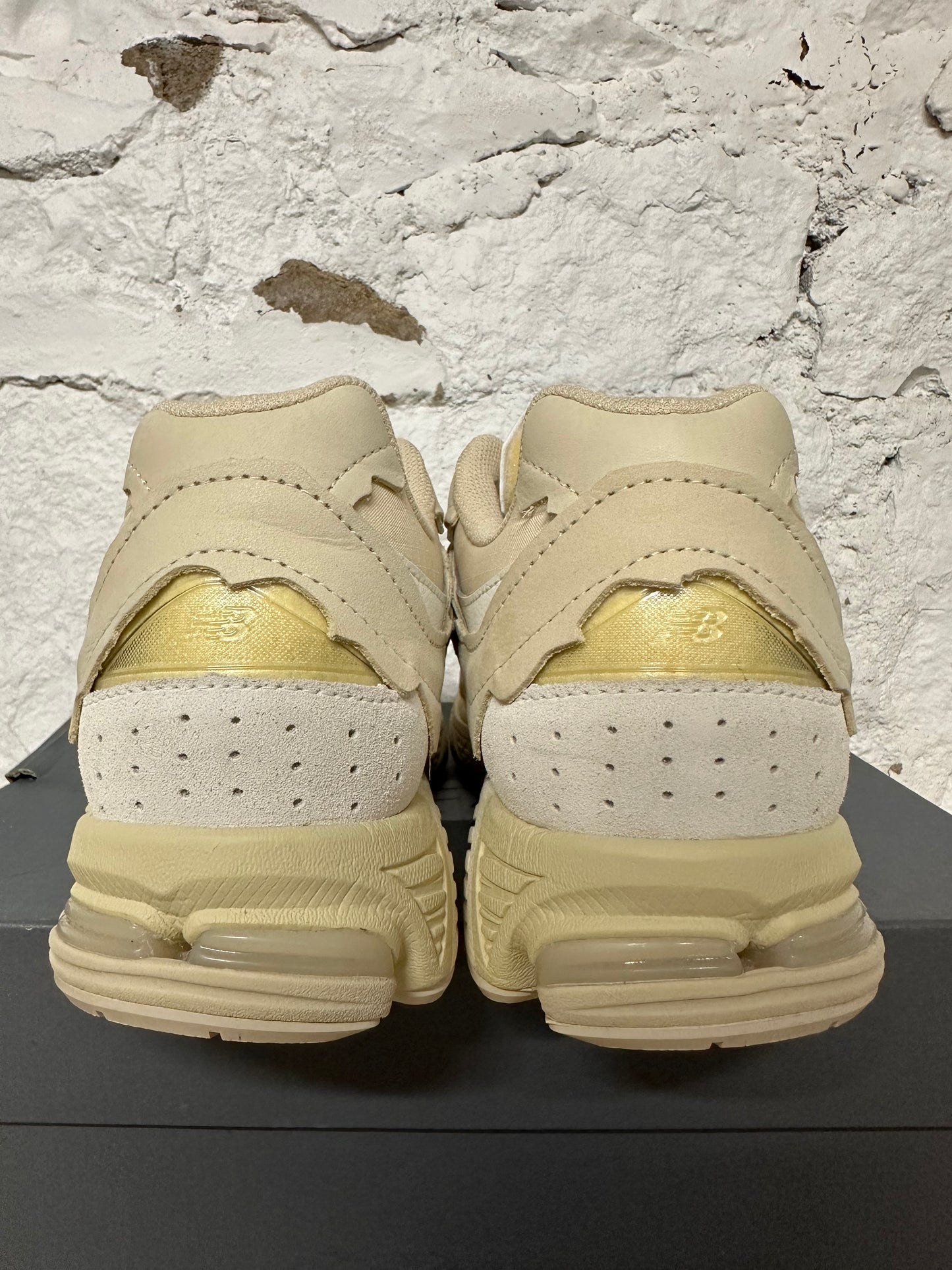New Balance 2002R Protection Pack Sandstone Sz 11.5