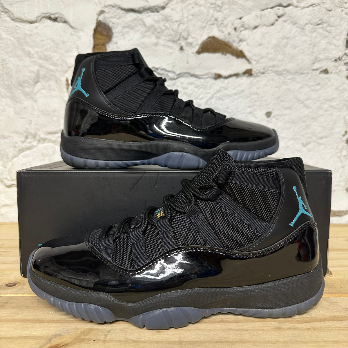 Air Jordan 11 High Gamma Blue (2026) Sz 9.5