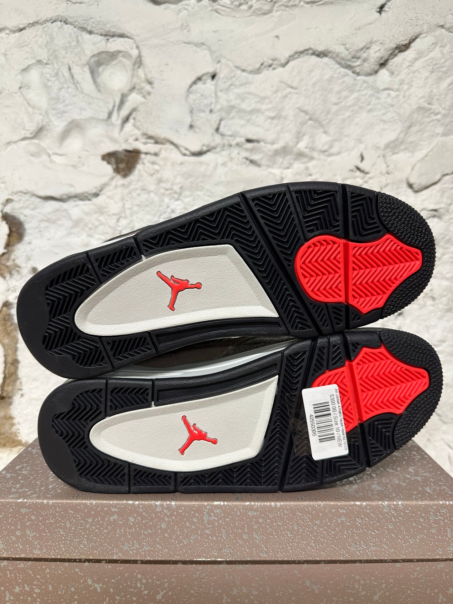 Air Jordan 4 Retro Taupe Haze Sz 10 DS