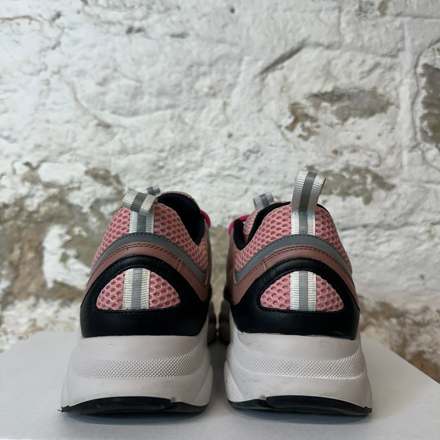 Dior B22 Rust Pink Black White Sneaker Sz 9 (42)