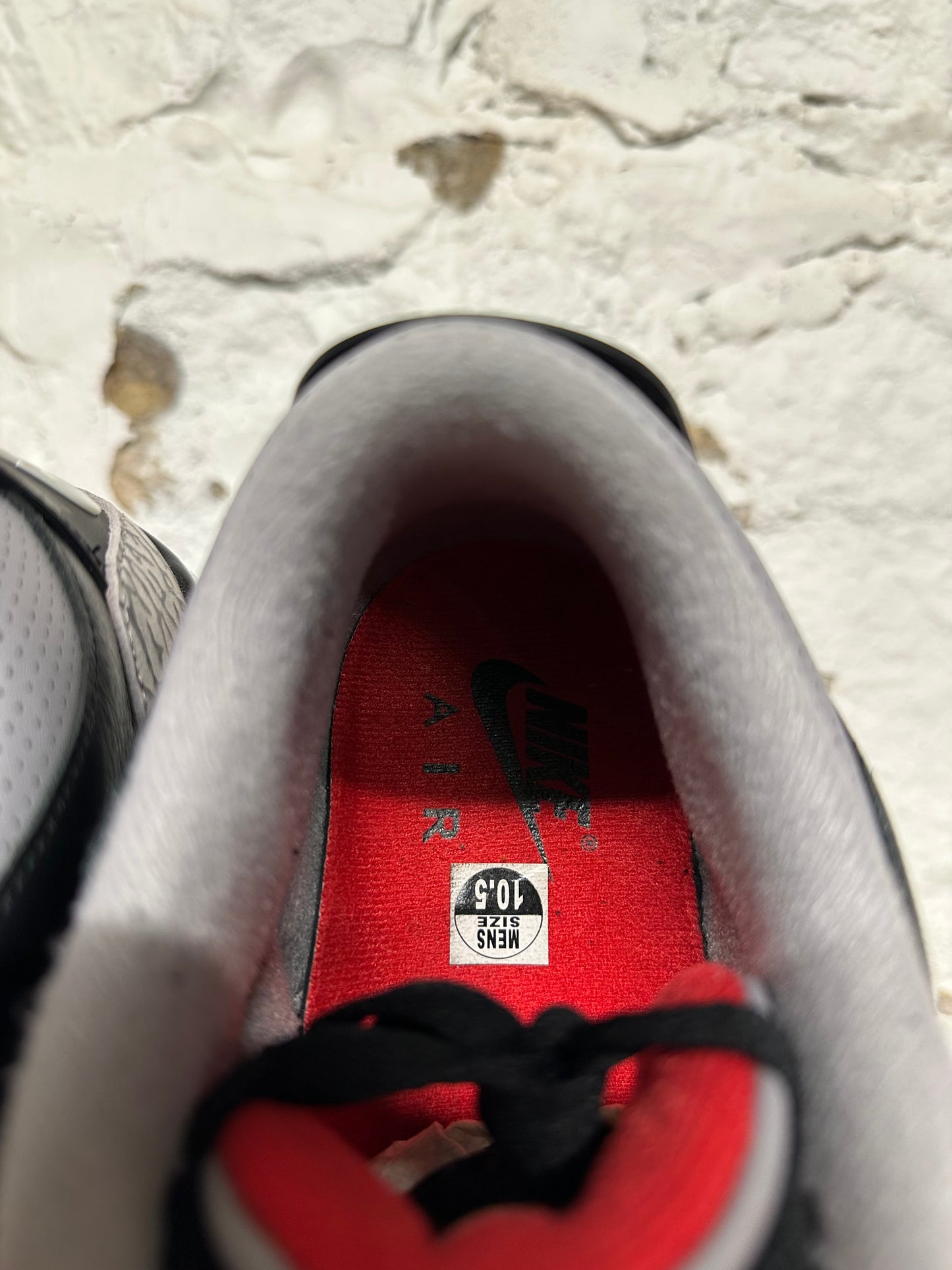 Air Jordan 3 Black Cement Sz 10.5