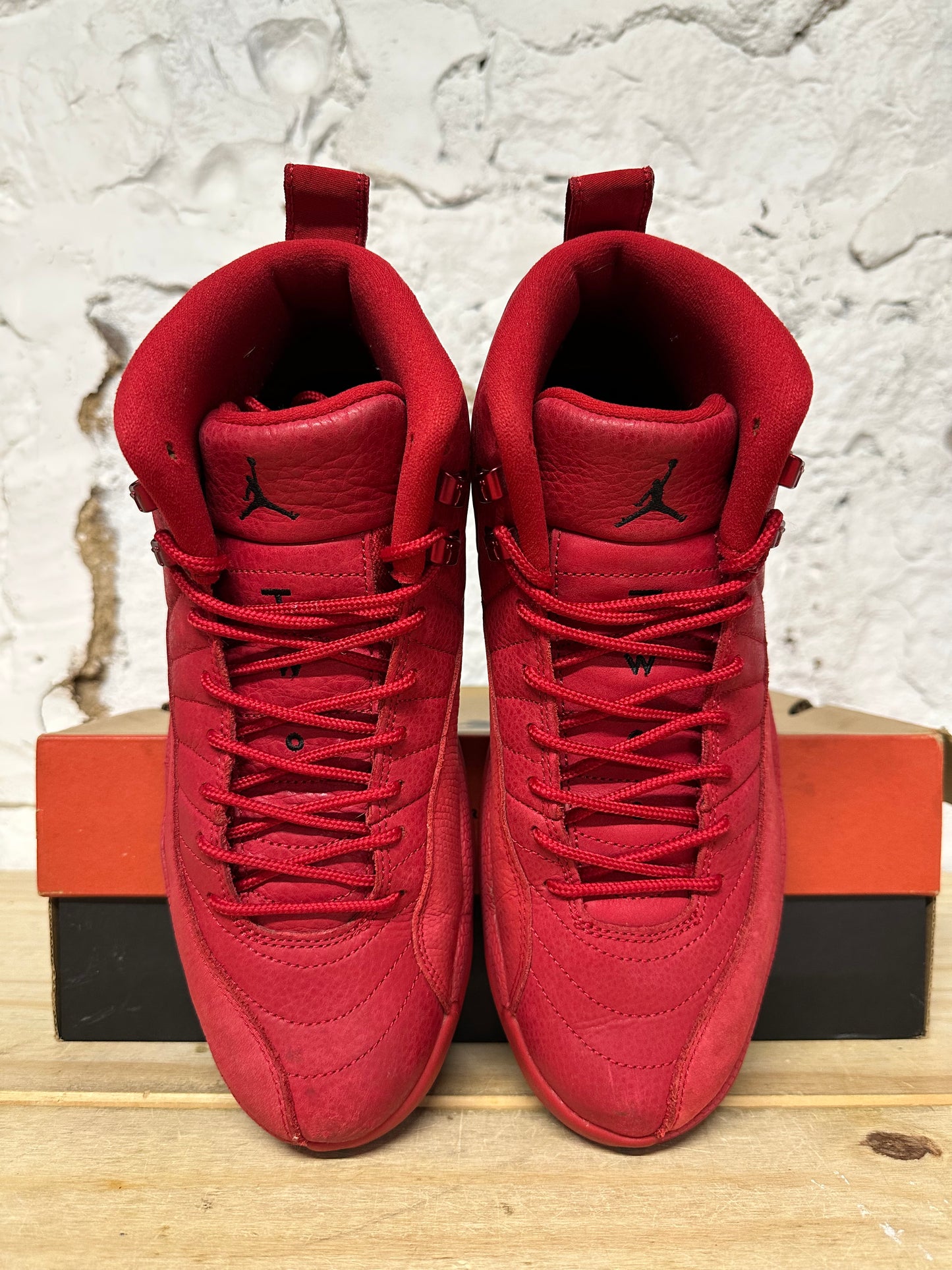 Air Jordan 12 Gym Red Sz 9.5