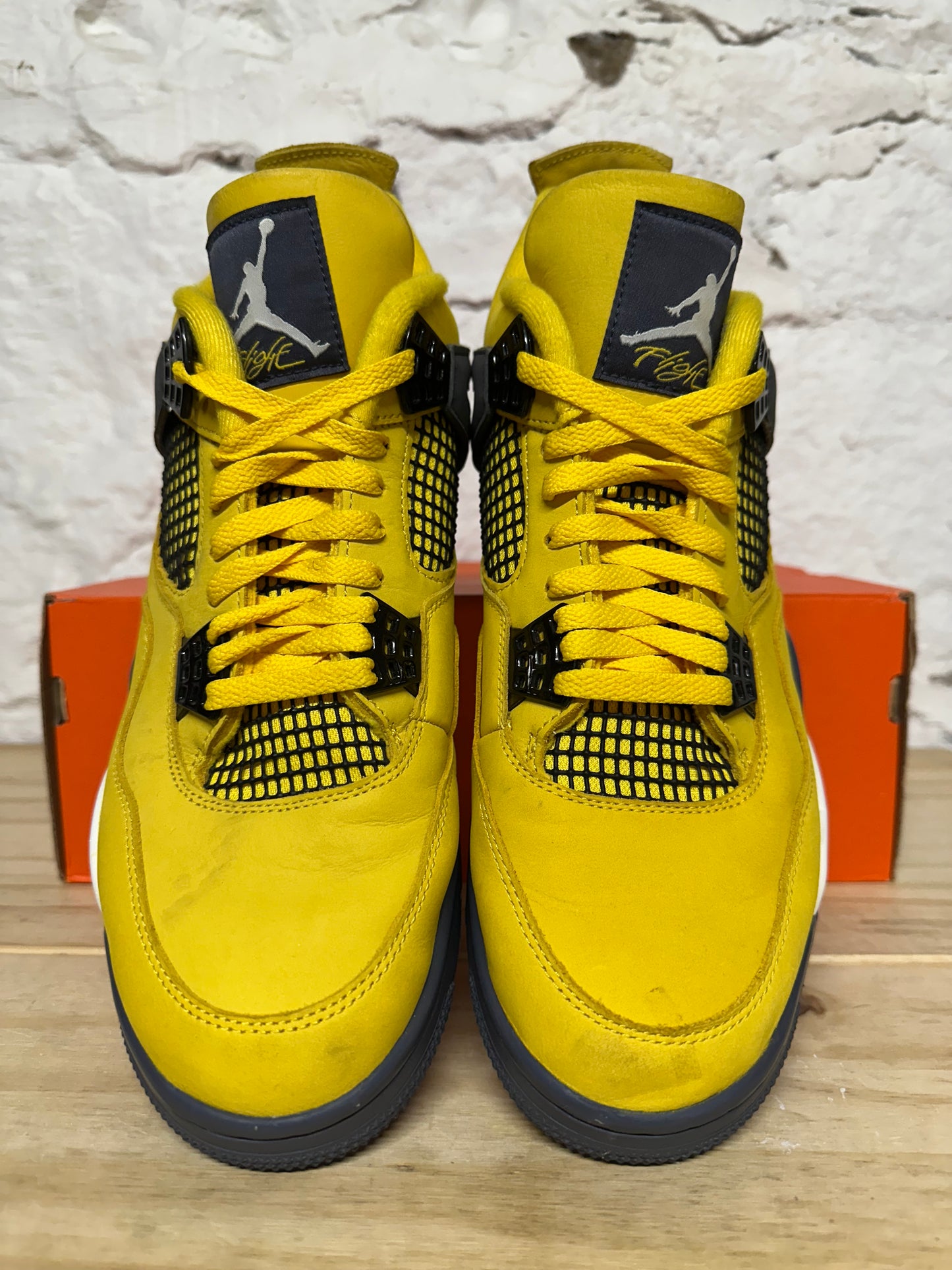 Air Jordan 4 Lightning (B-Grade) Sz 11