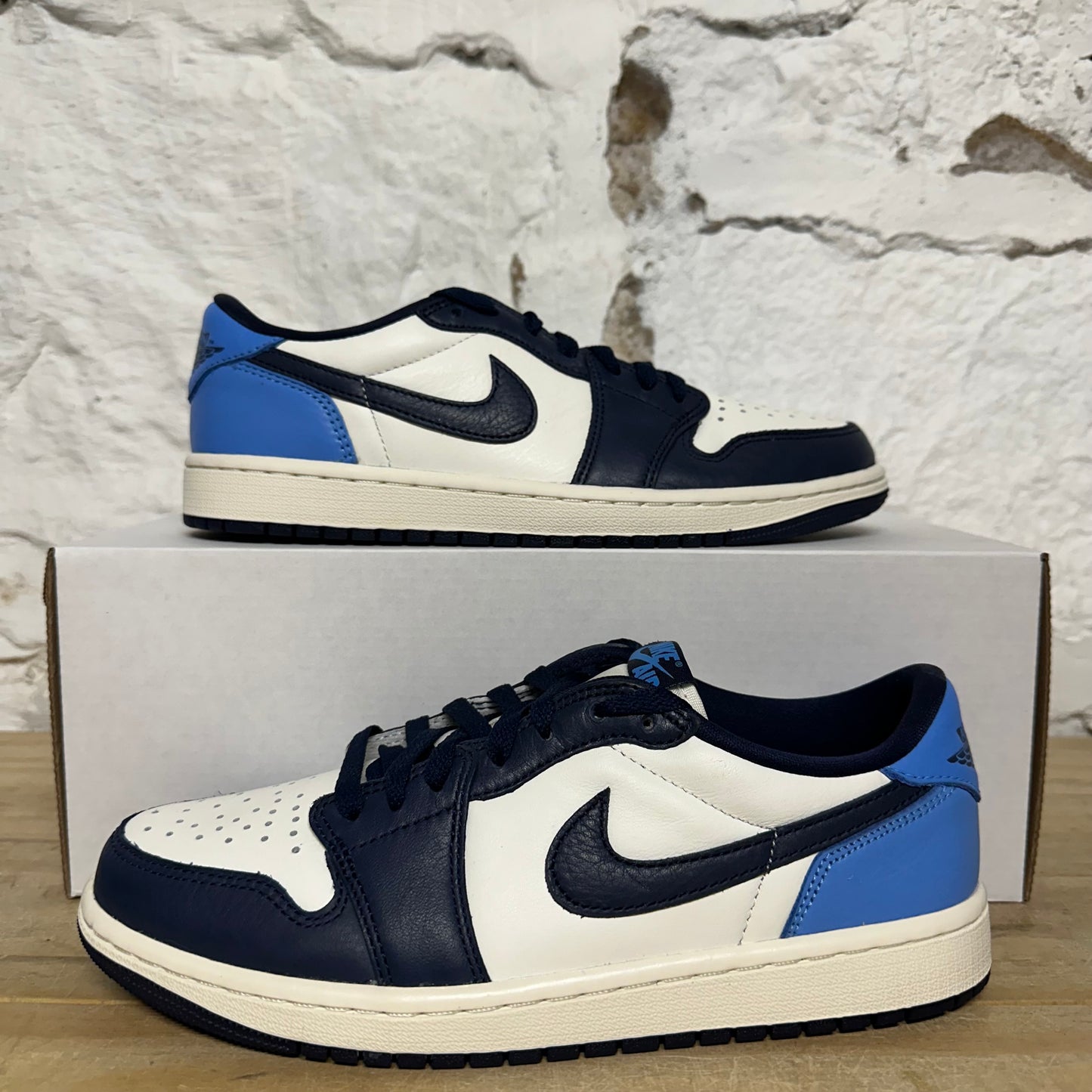 Air Jordan 1 Low Obsidian Sz 8