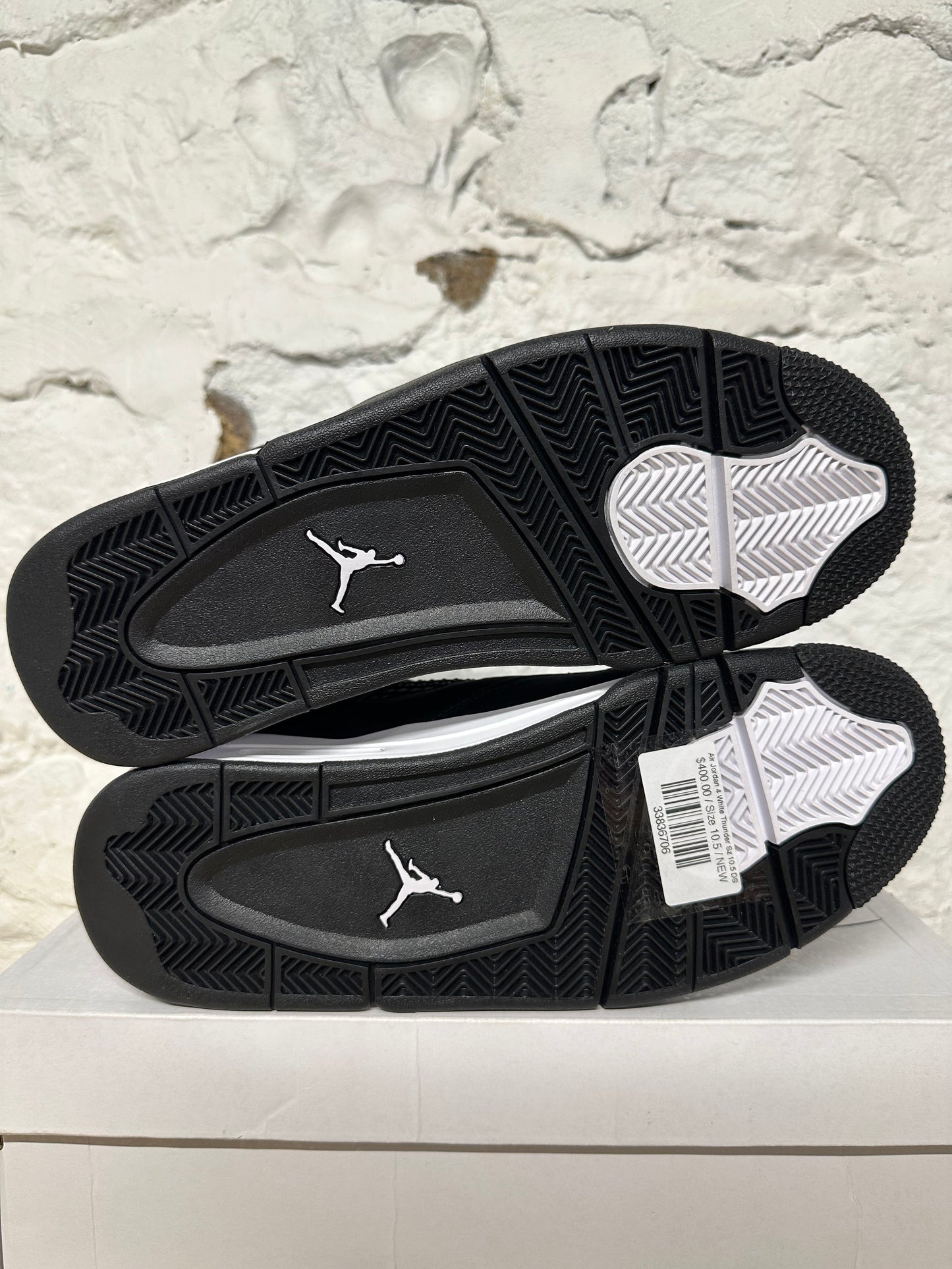 Air Jordan 4 White Thunder Sz 10.5 DS