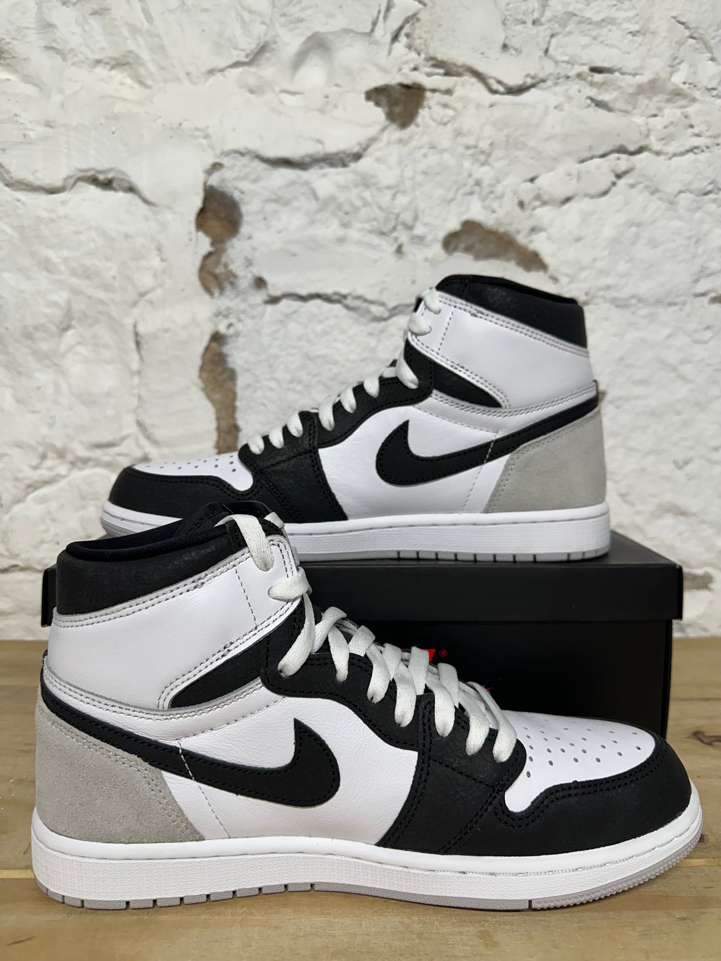 Air Jordan 1 High Bleached Coral Sz 8.5