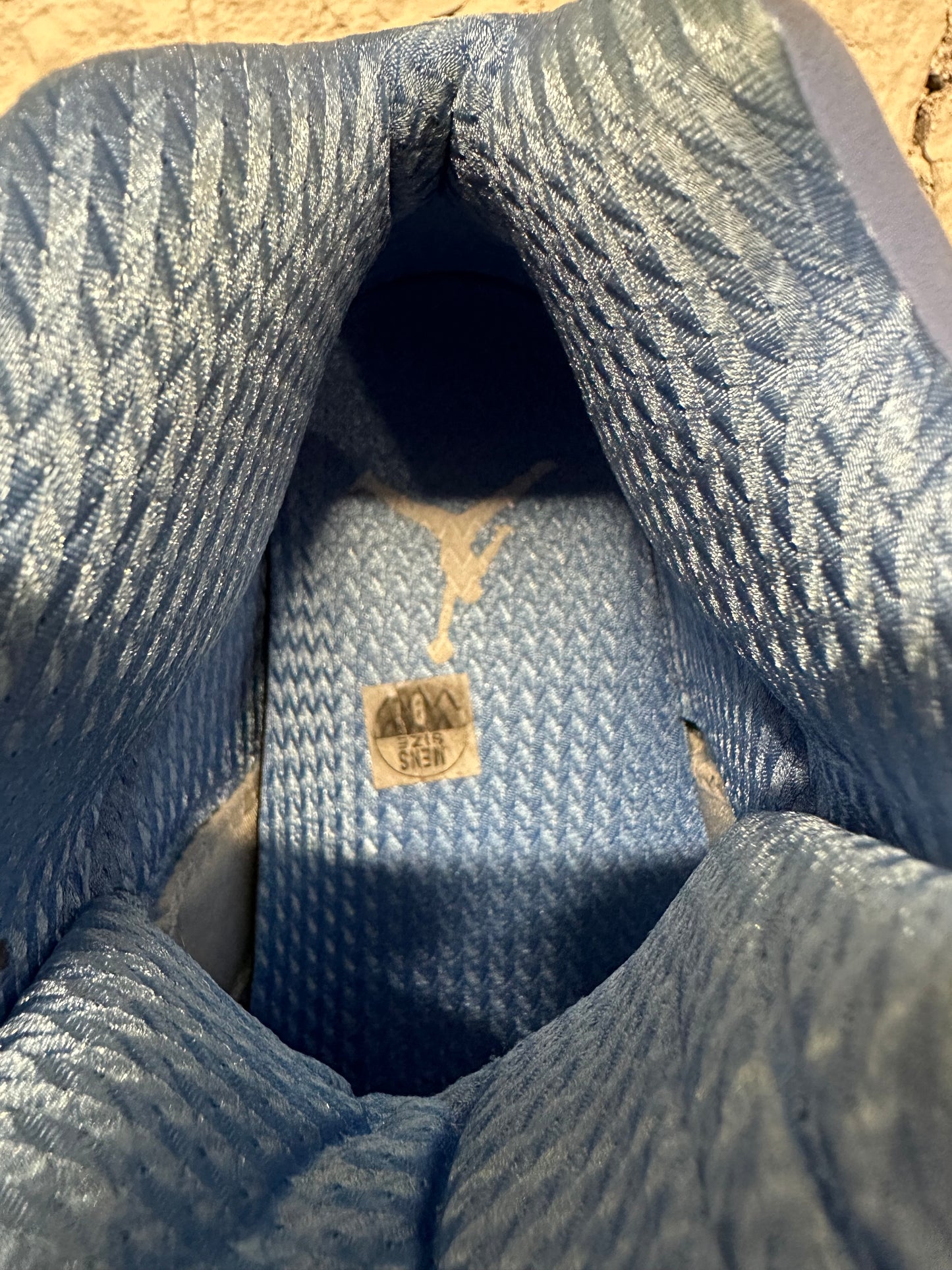 Air Jordan 5 UNC Sz 9