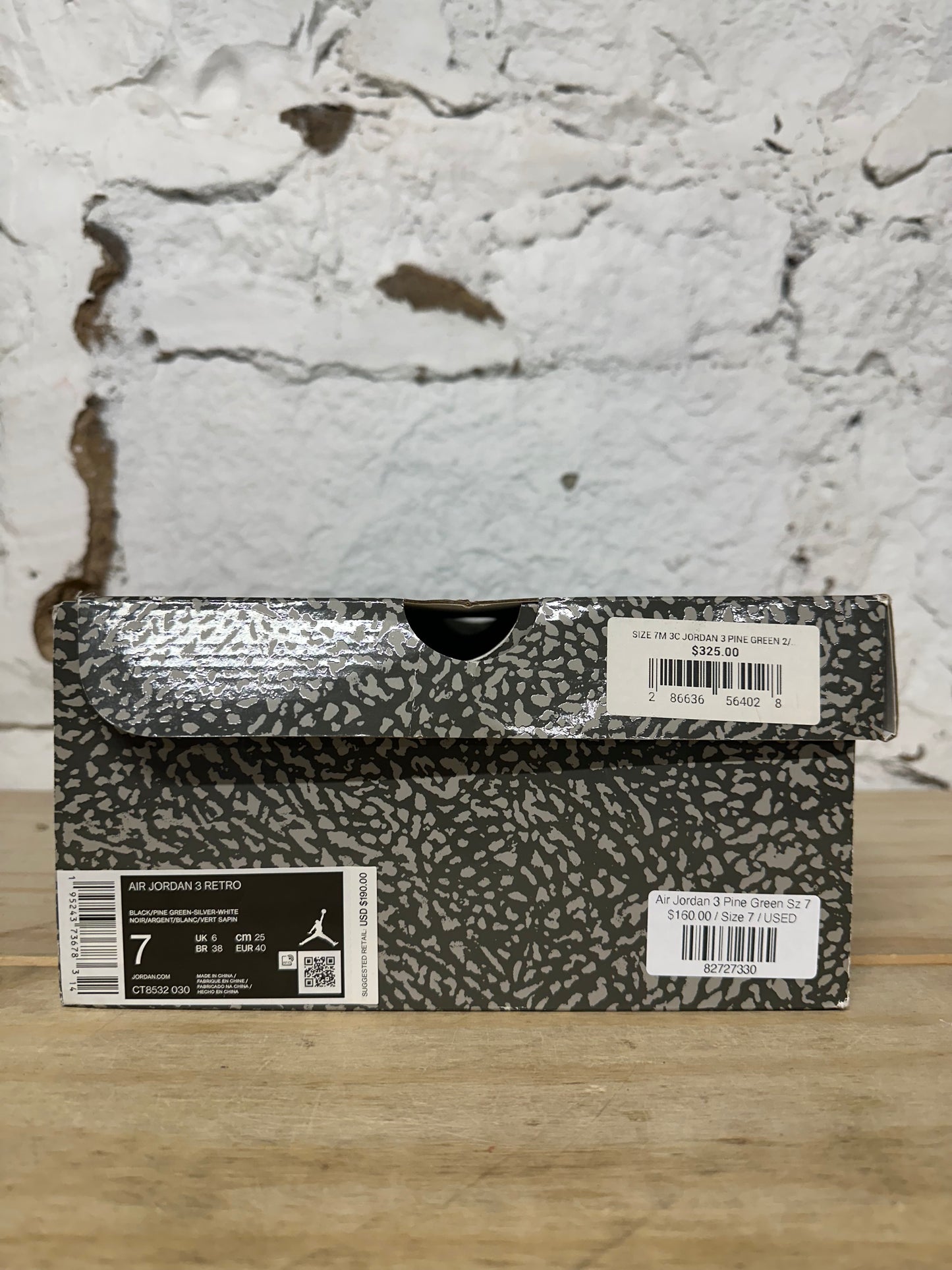 Air Jordan 3 Pine Green Sz 7