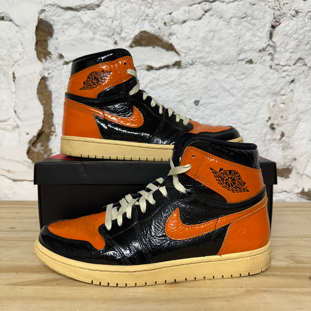 Air Jordan 1 High Shattered Backboard 3.0 Sz 9