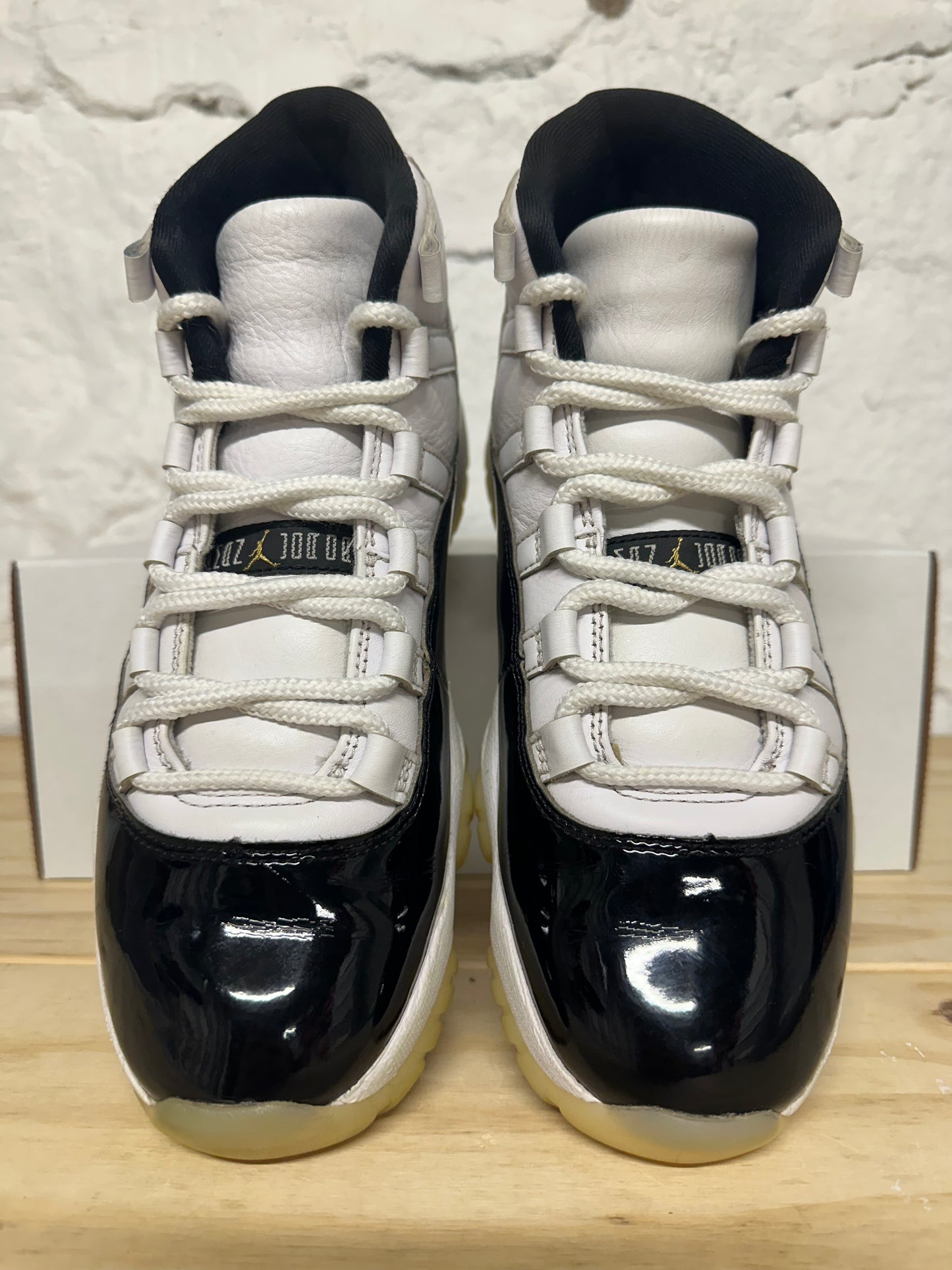 Air Jordan 11 High Gratitude Sz 8