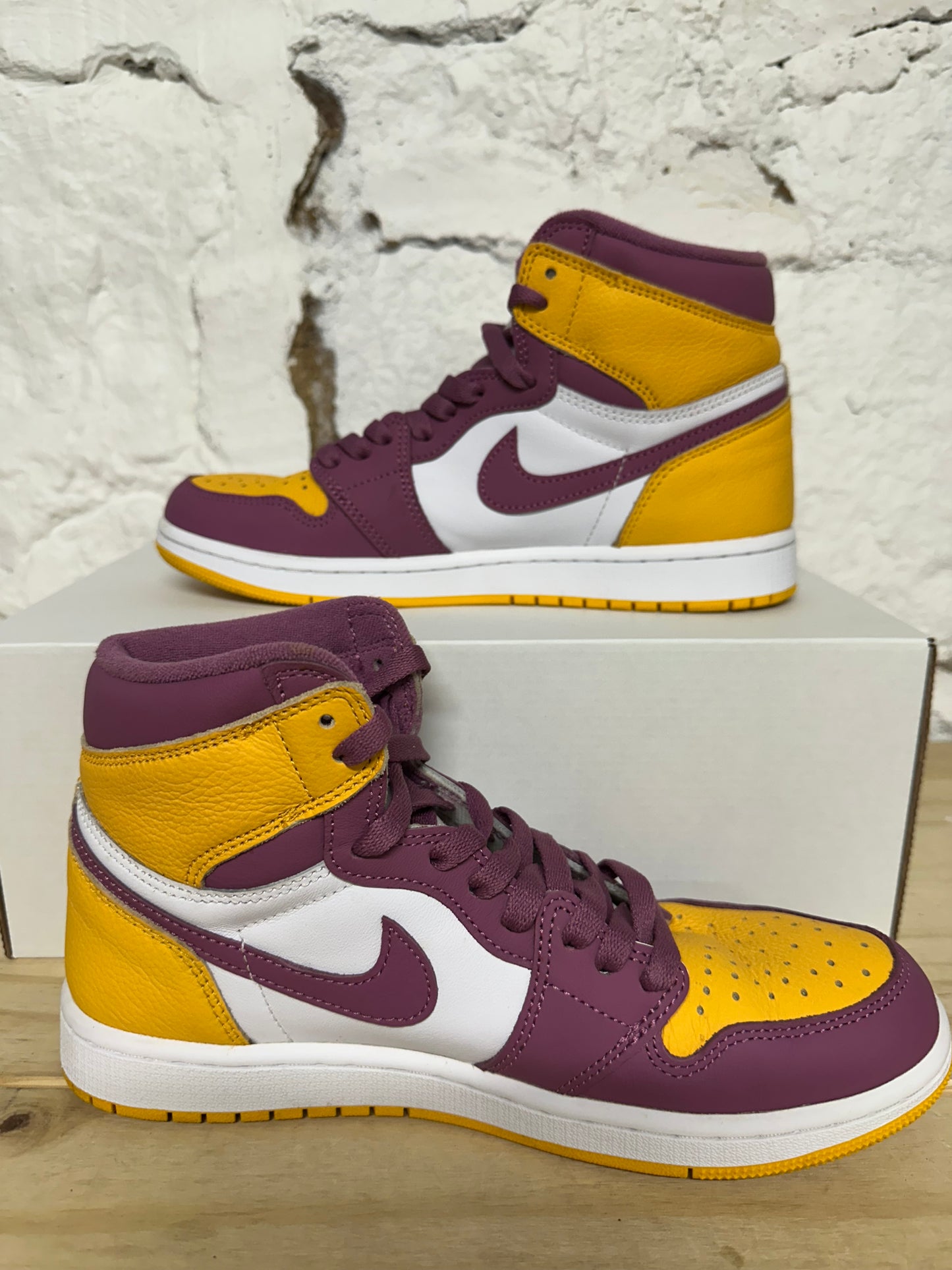 Air Jordan 1 High Brotherhood Sz 8