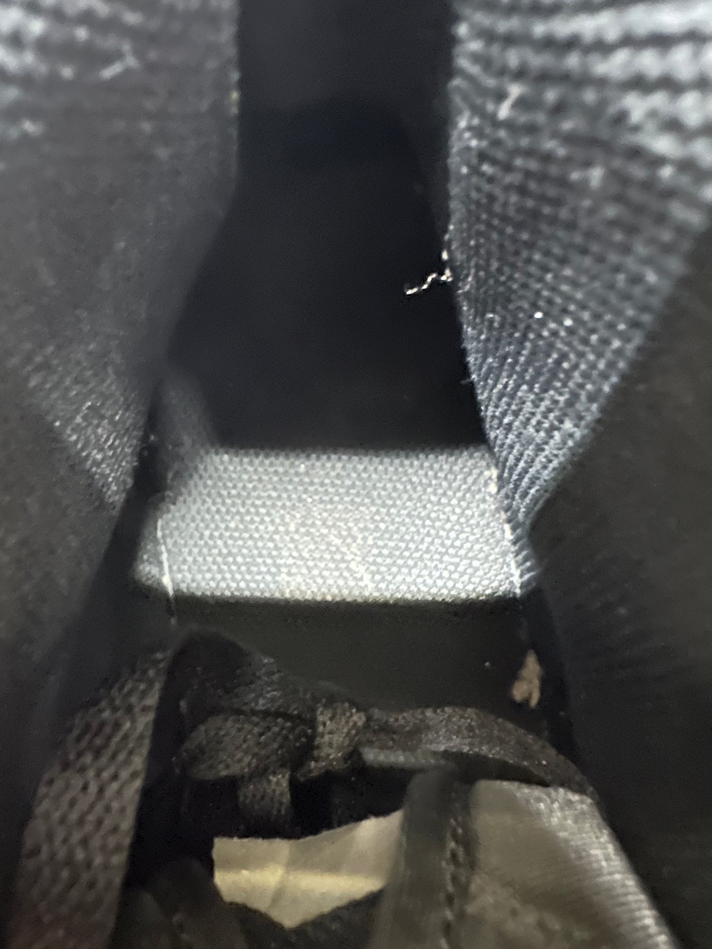 Air Jordan 1 Mid Crimson Tint Sz 9.5