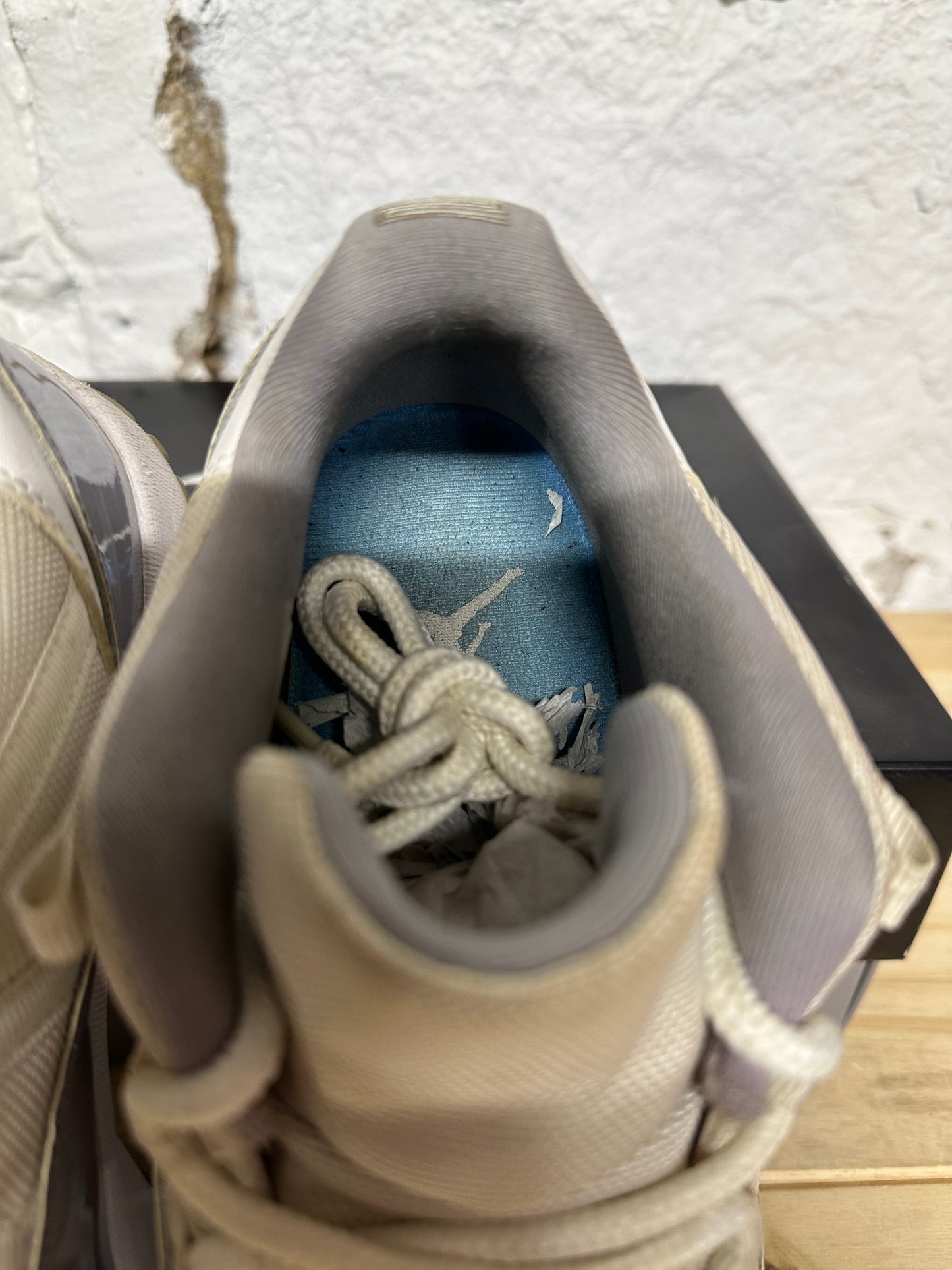 Air Jordan 11 Low Cement Grey Sz 10