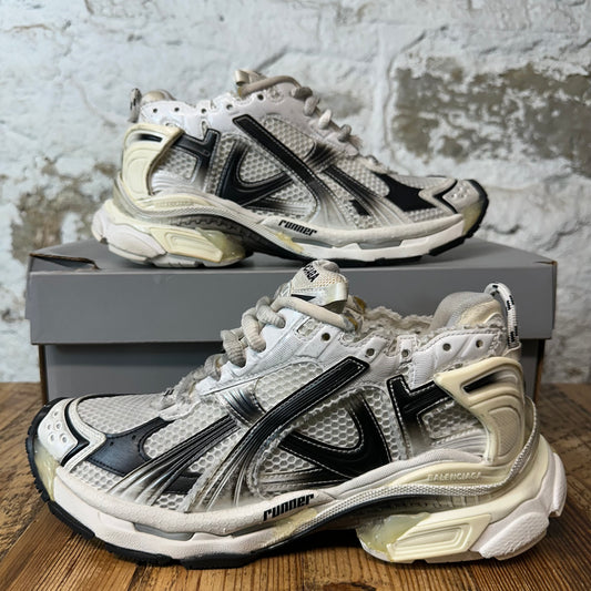 Balenciaga Runner Black White Gradient Sneaker Sz 8 (41)
