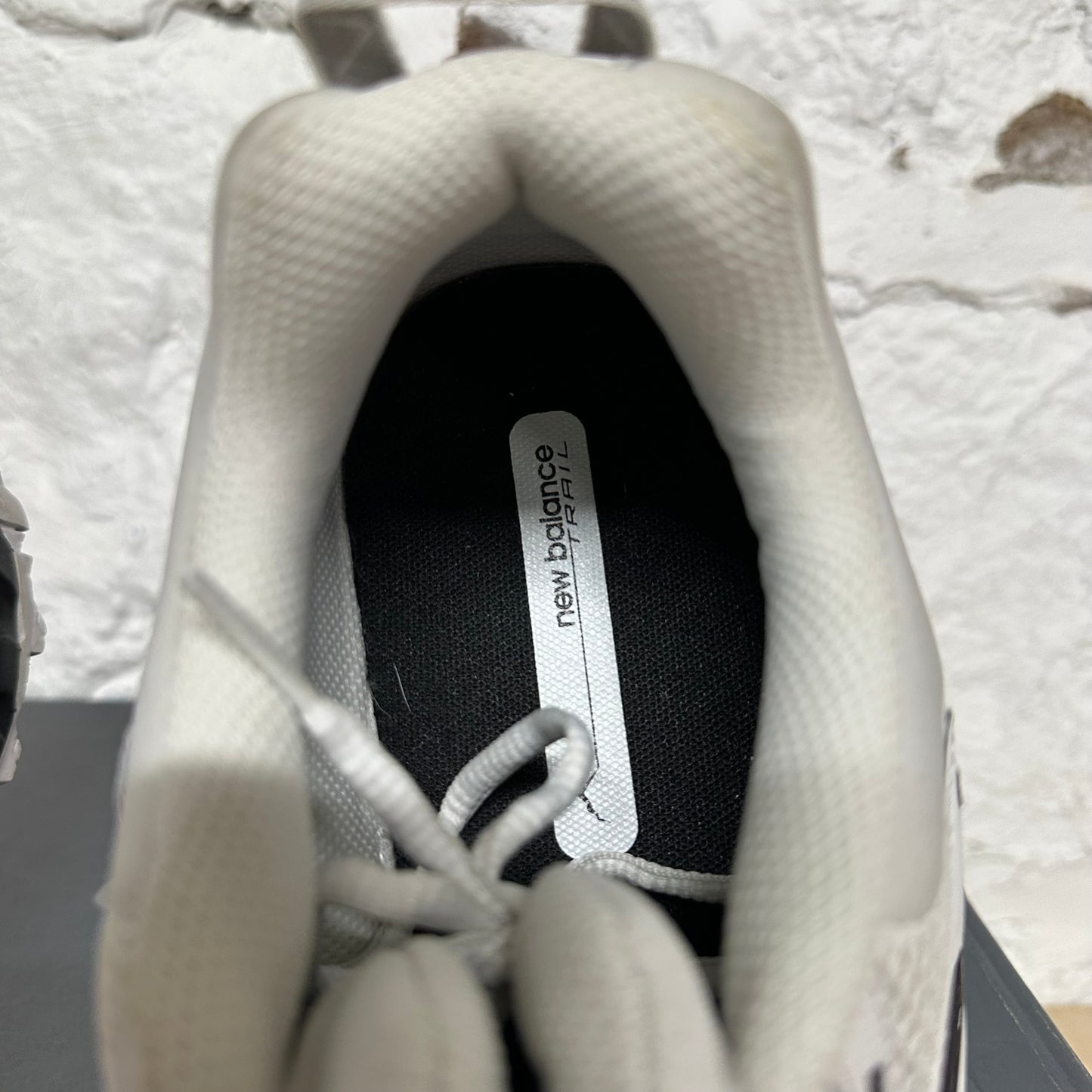 New Balance 610 Nimbus Cloud White Sz 10.5