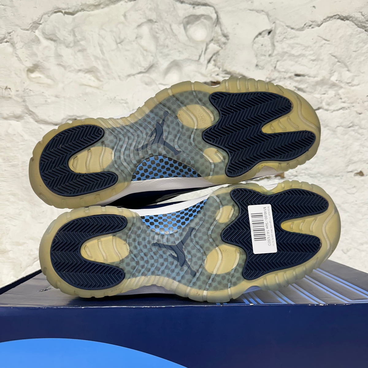Air Jordan 11 High UNC Win Like 82 Sz 14