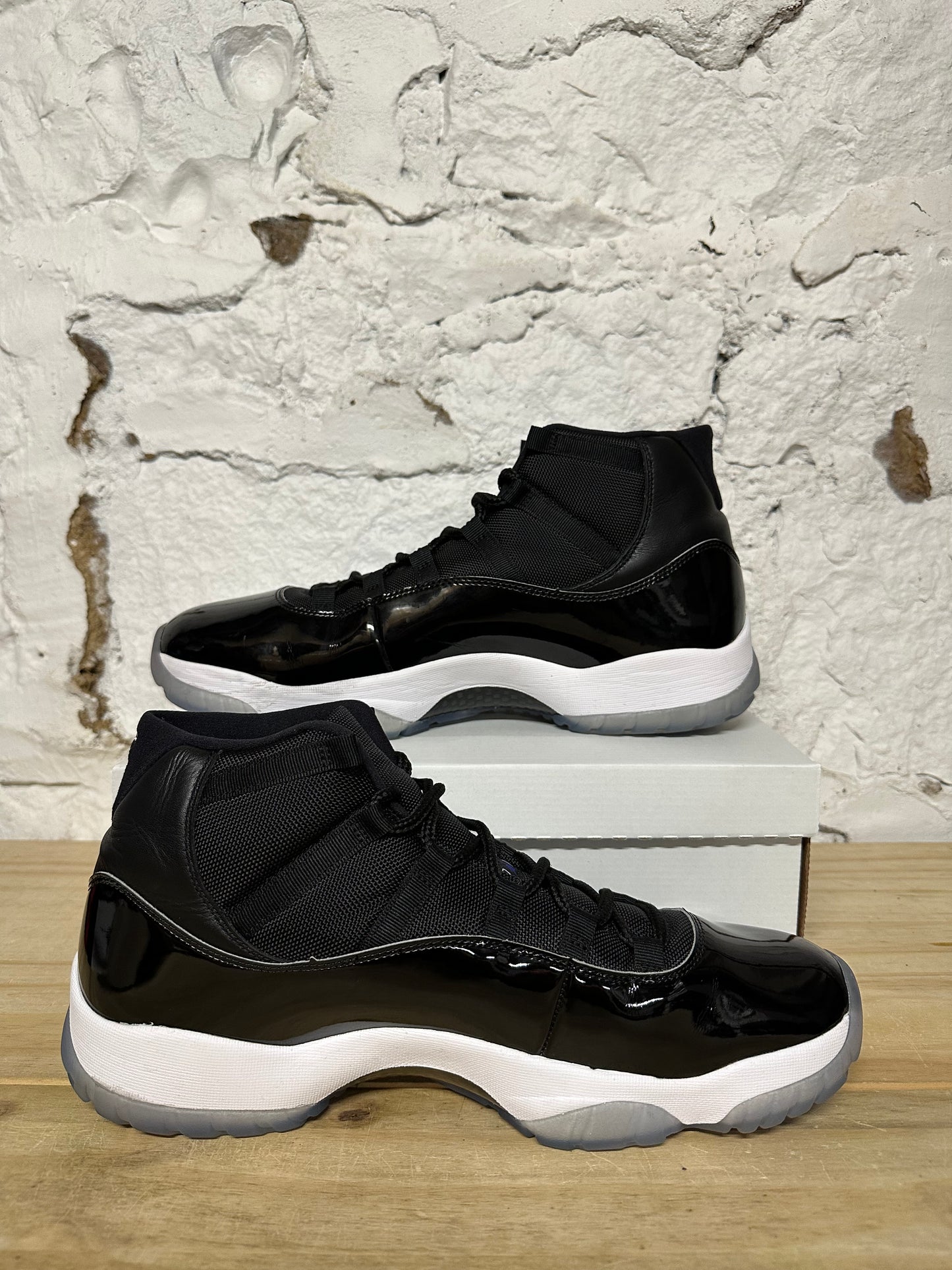Air Jordan 11 High Space Jam Sz 15