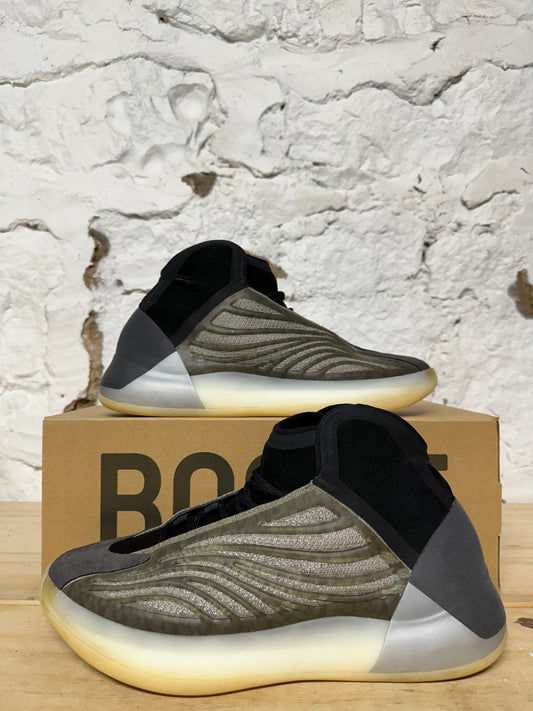 Yeezy QNTM Barium Sz 10.5