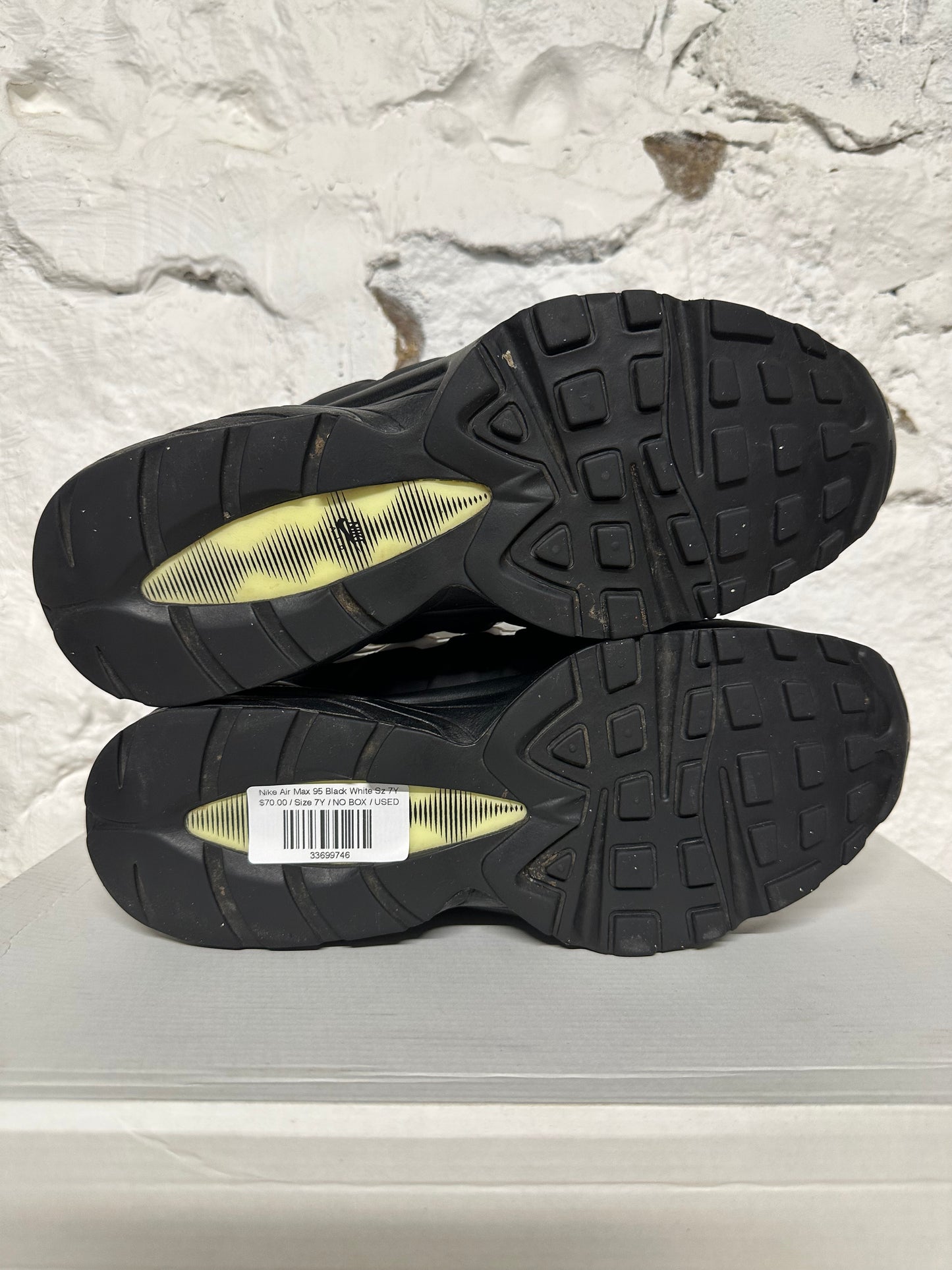 Nike Air Max 95 Black White Sz 7Y