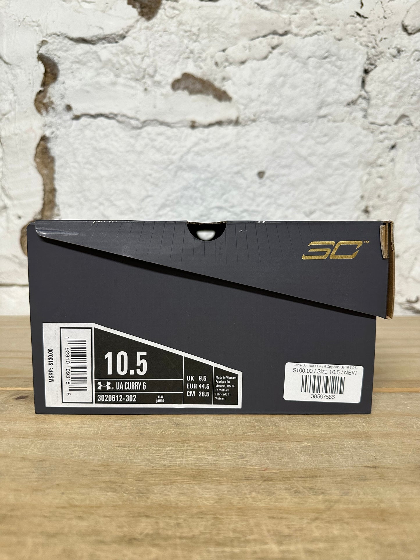 Under Armour Curry 6 Coy Fish Sz 10.5 DS