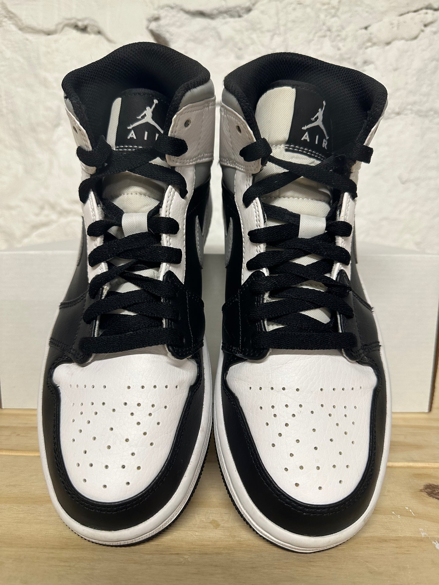 Air Jordan 1 Mid White Shadow Sz 7.5