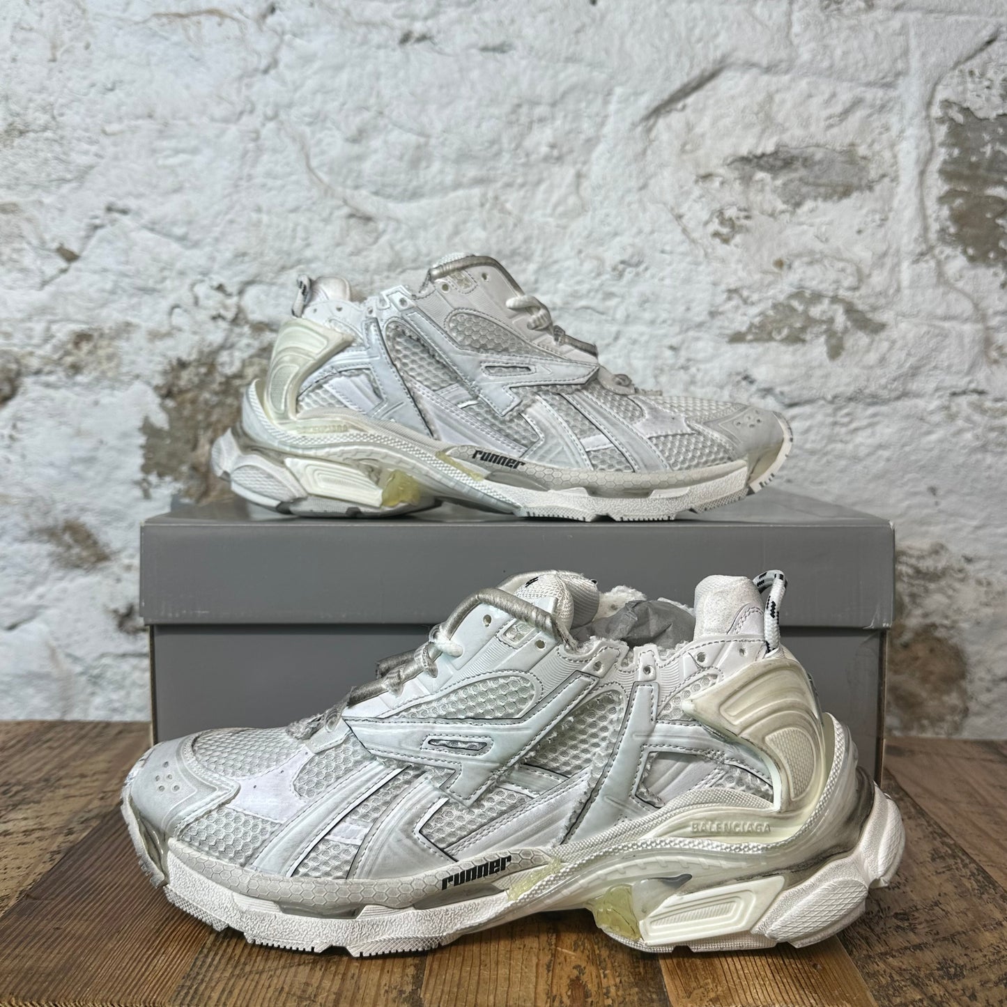 Balenciaga Runner Triple White Sneaker