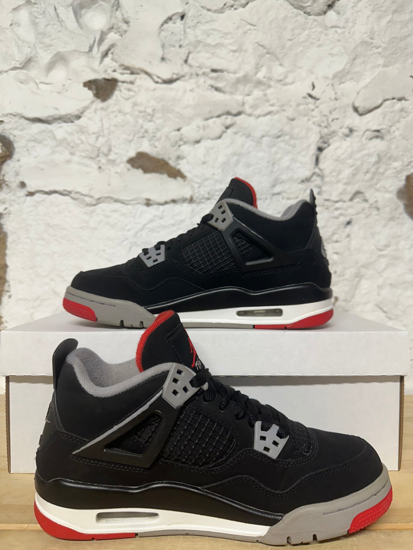 Air Jordan 4 Bred (2019) Sz 5Y