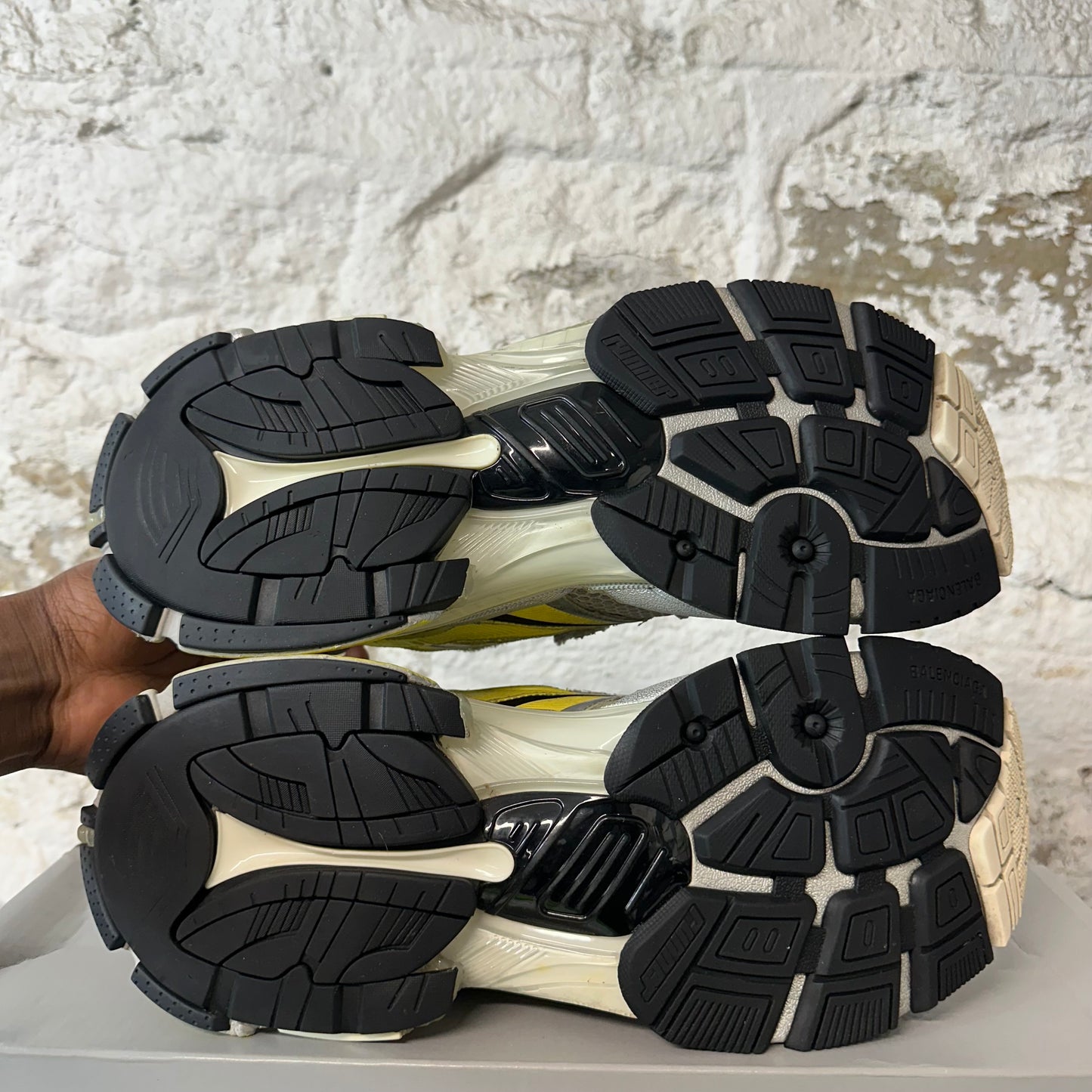 Balenciaga Runner 2.0 Yellow Gray Sneaker Sz 9 (42)