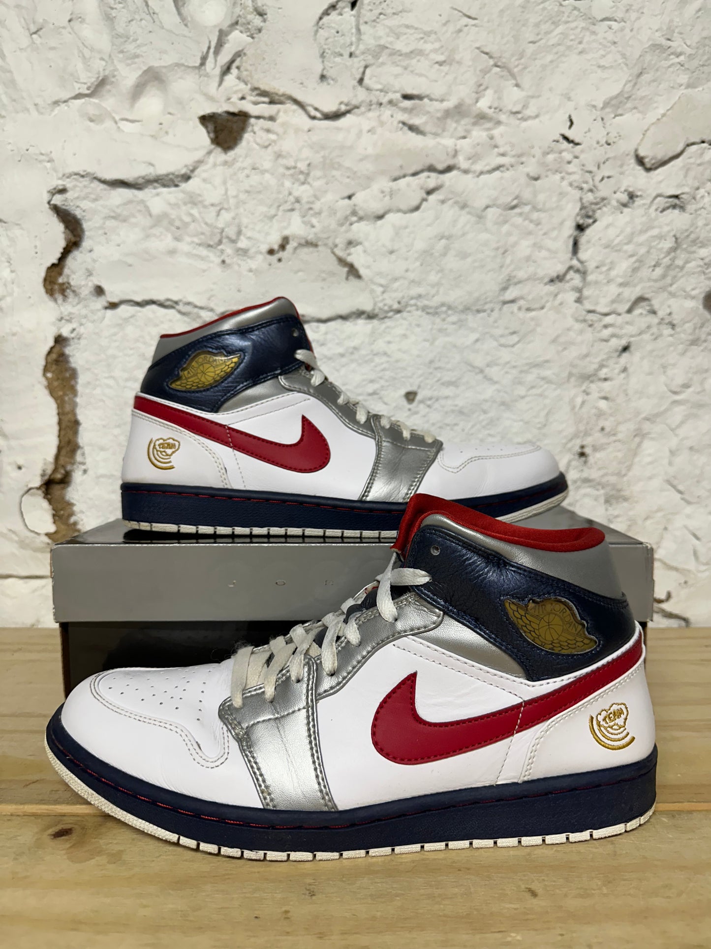 Air Jordan 1 Mid Olympic (2008) Sz 11.5