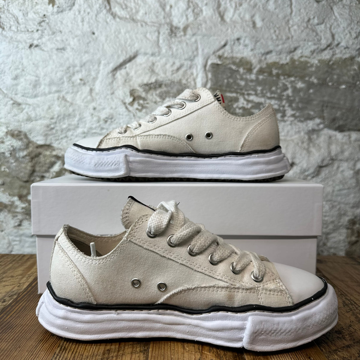 Maison Mihara White Peterson Sneaker Sz 9 (42)