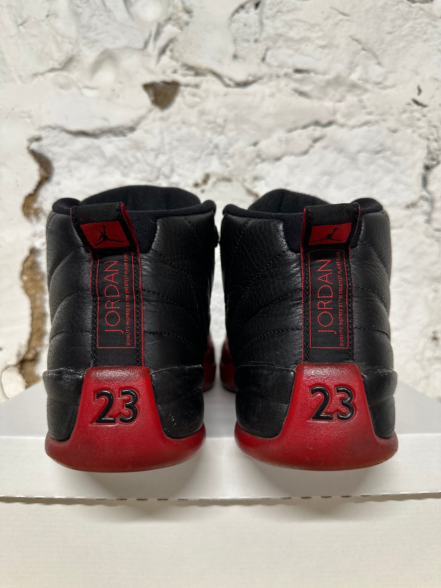 Air Jordan 12 Flu Game (2016) Sz 12