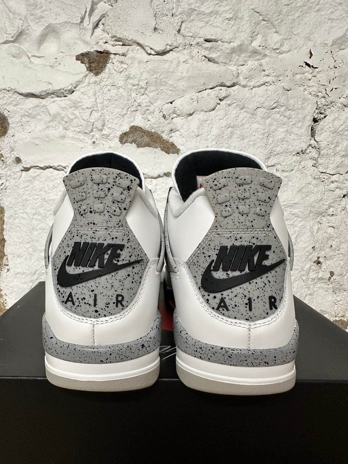 Air Jordan 4 White Cement Sz 9 DS