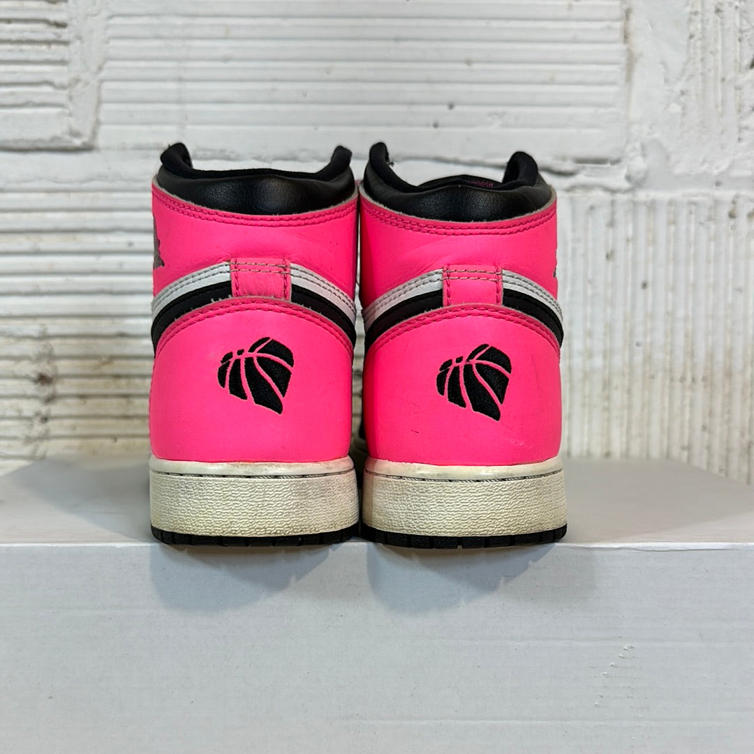 Air Jordan 1 High Valentines Day Sz 4.5Y