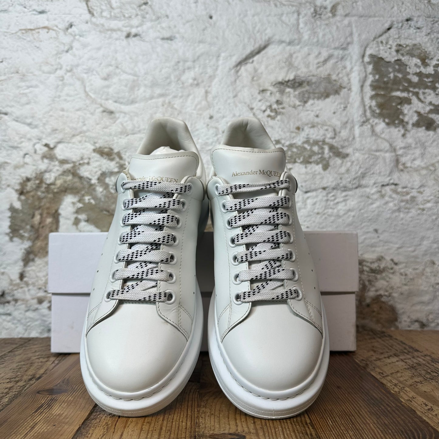 Alexander Mcqueen Striped Lace Triple White Sneaker Sz 9 (42)