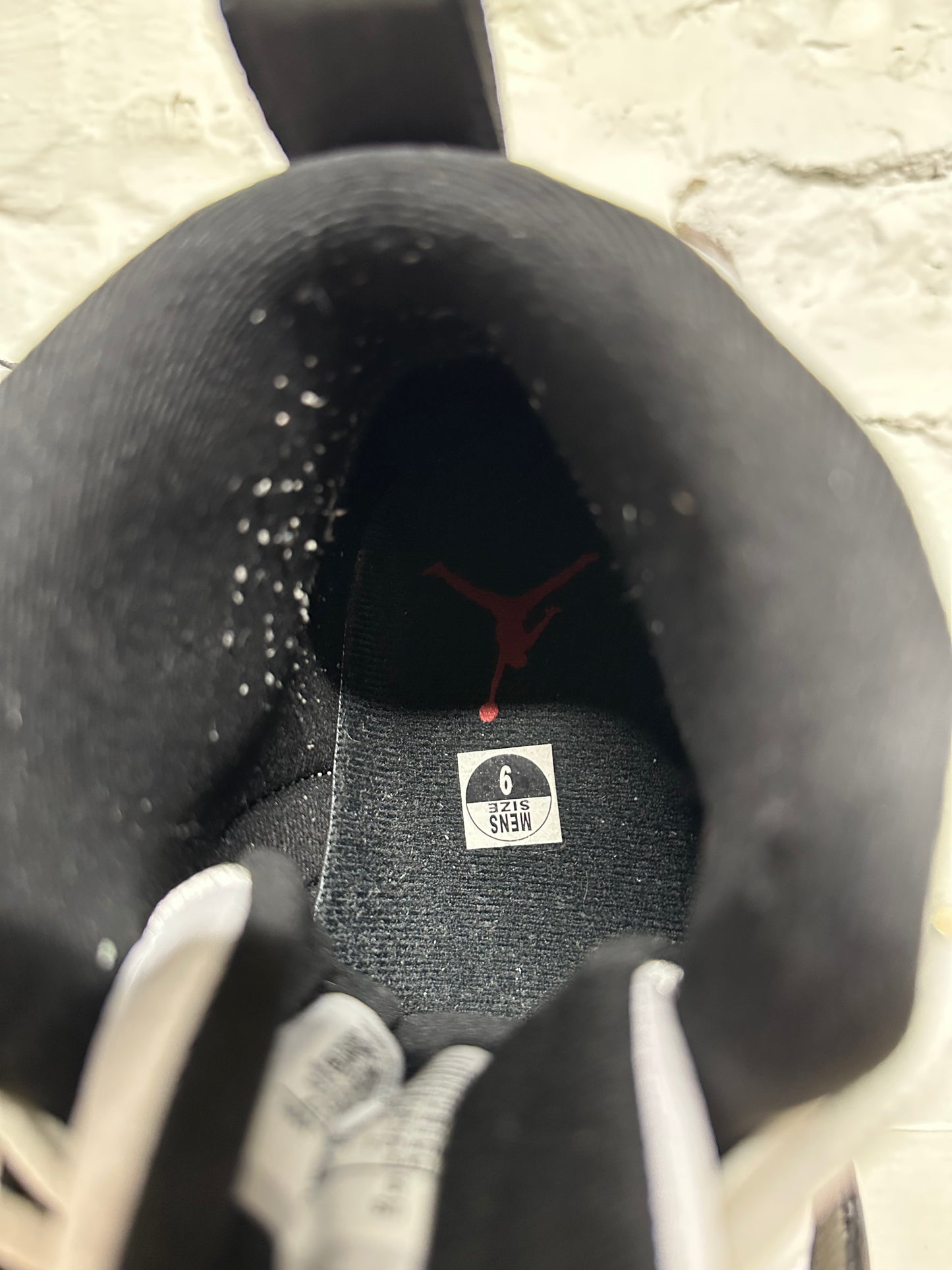 Air Jordan 12 Taxi Sz 9