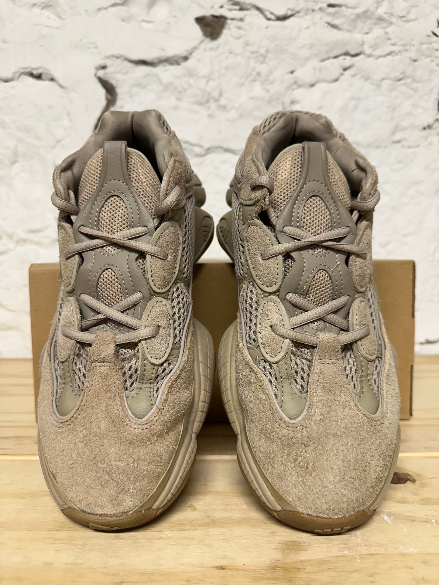 Yeezy 500 Taupe Light Sz 8