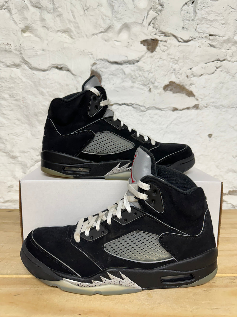 Air Jordan 5 Black Metallic Reimagined Sz 10