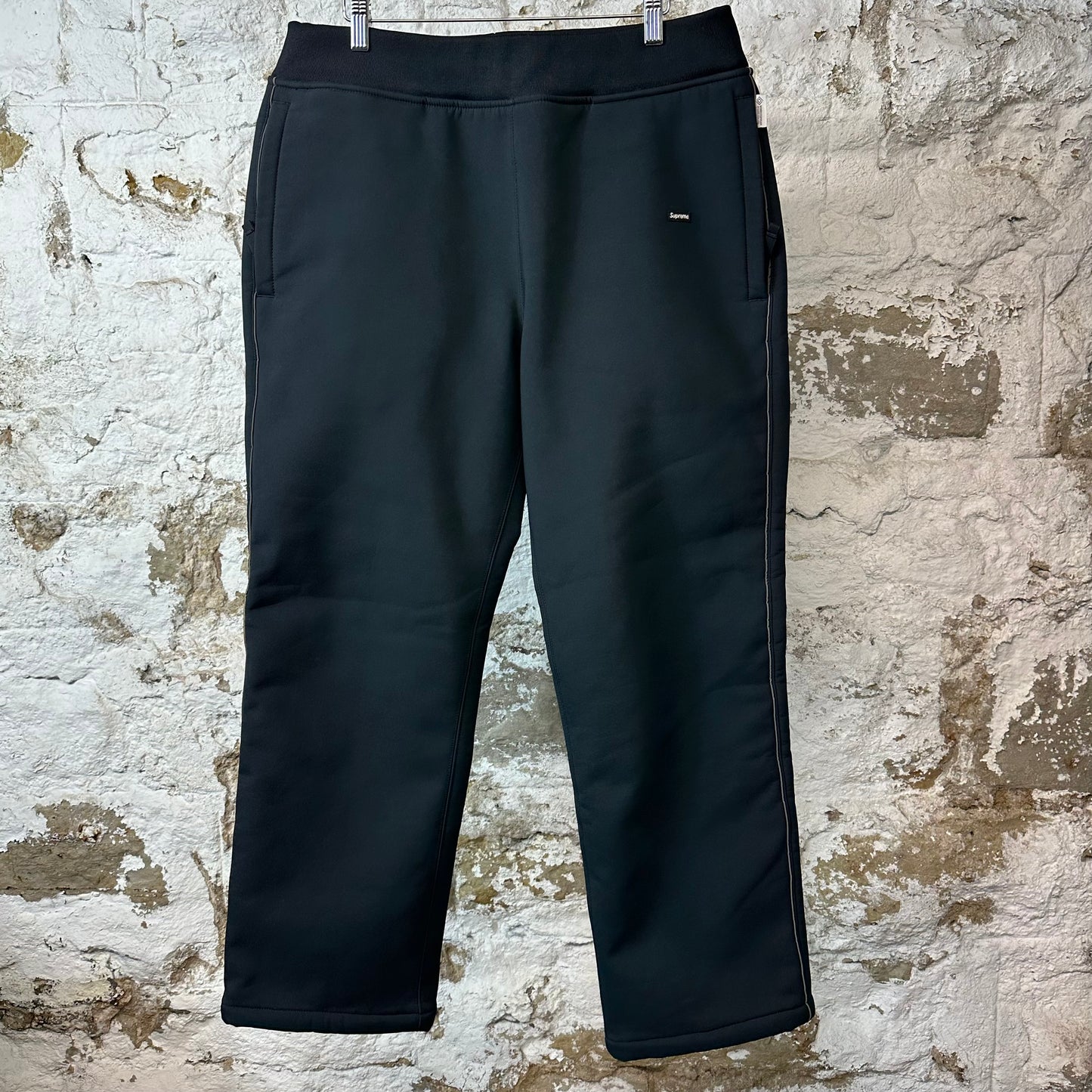 Supreme Small Logo Black Windstoppper Pants Sz M