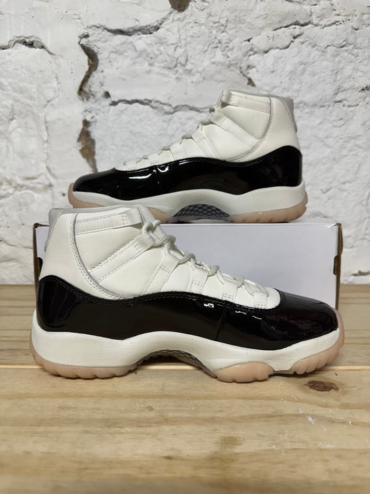 Air Jordan 11 High Neapolitan Sz 6 (7.5W)