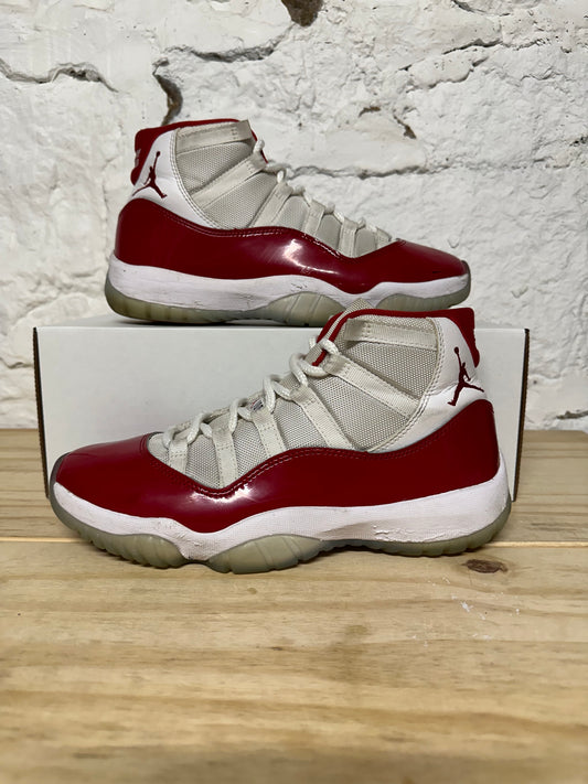 Air Jordan 11 High Cherry Sz 9