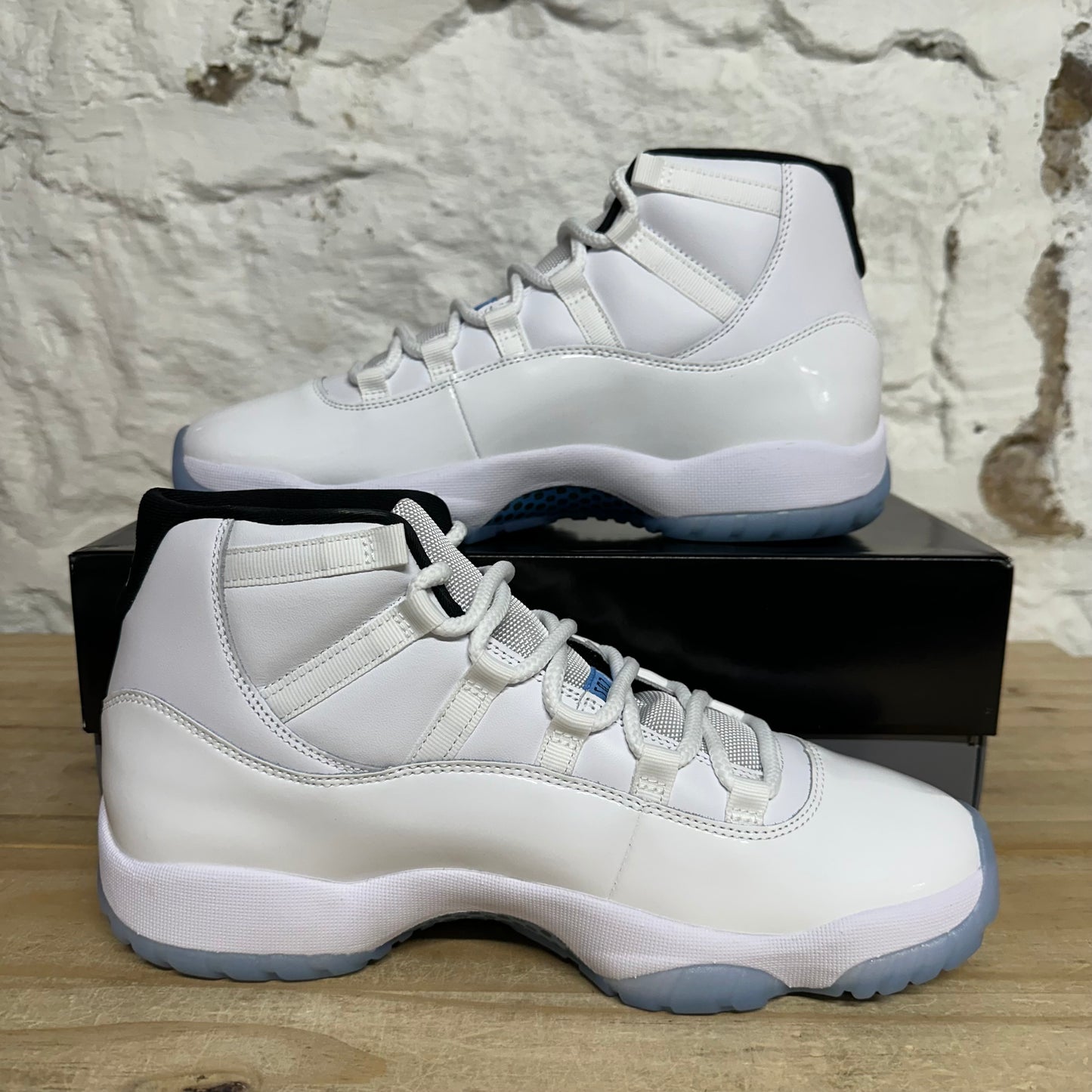 Air Jordan 11 High Legend Blue Sz 10.5 DS