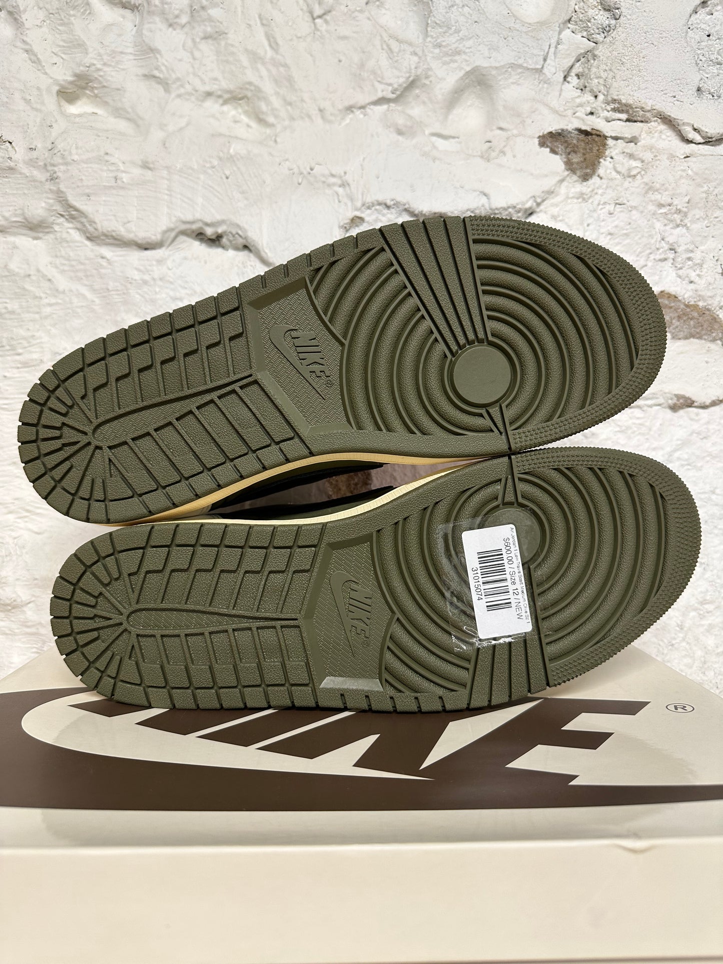 Air Jordan 1 Low Travis Scott Medium Olive Sz 12 DS