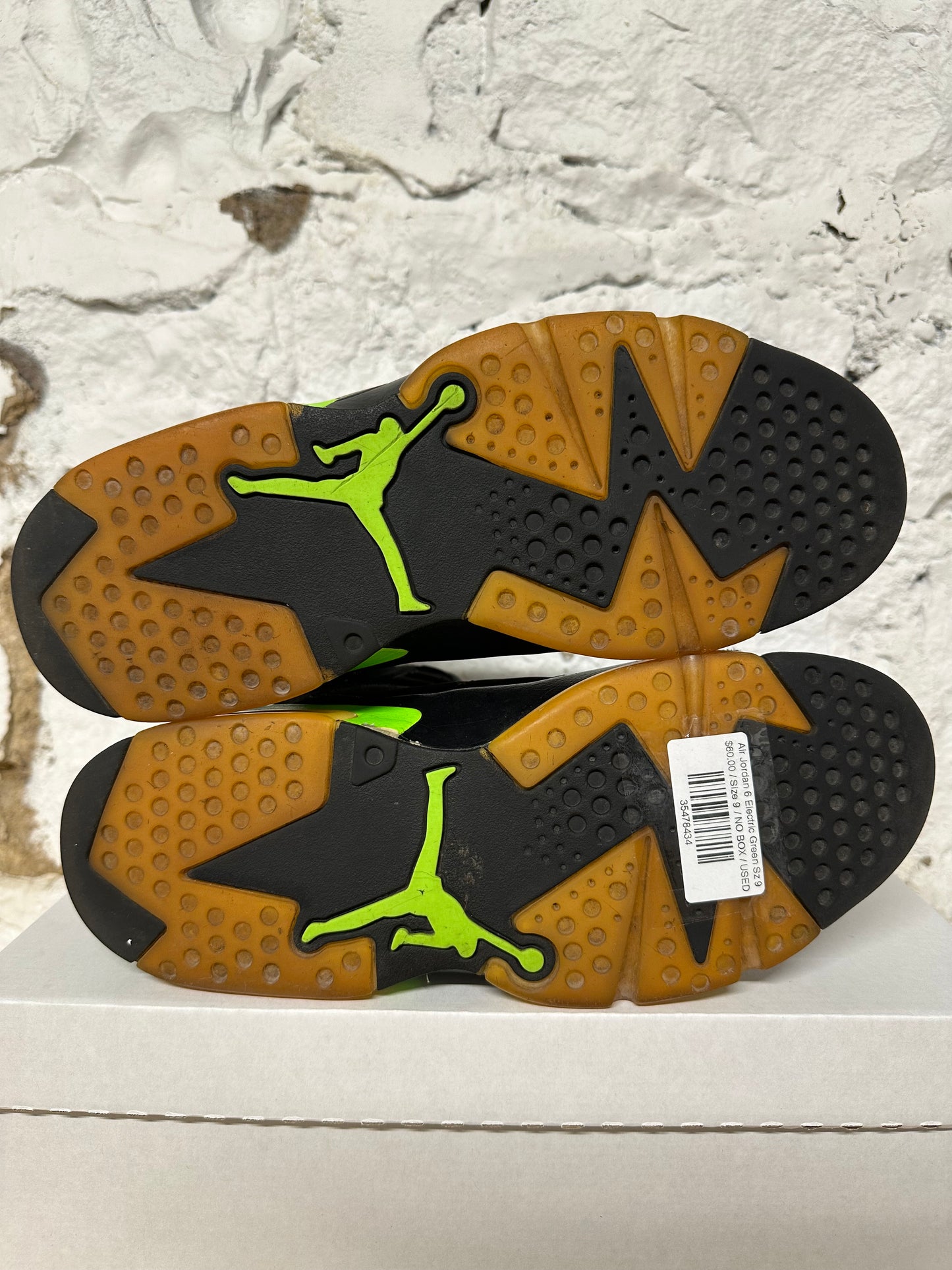 Air Jordan 6 Electric Green Sz 9