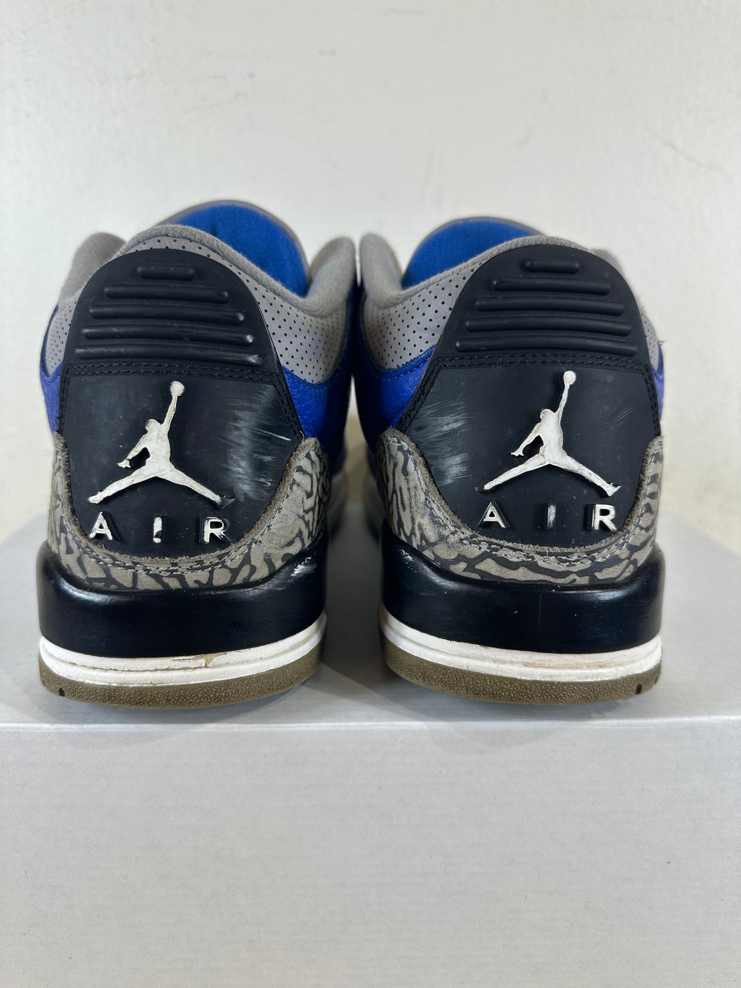 Air Jordan 3 Varsity Royal Sz 10