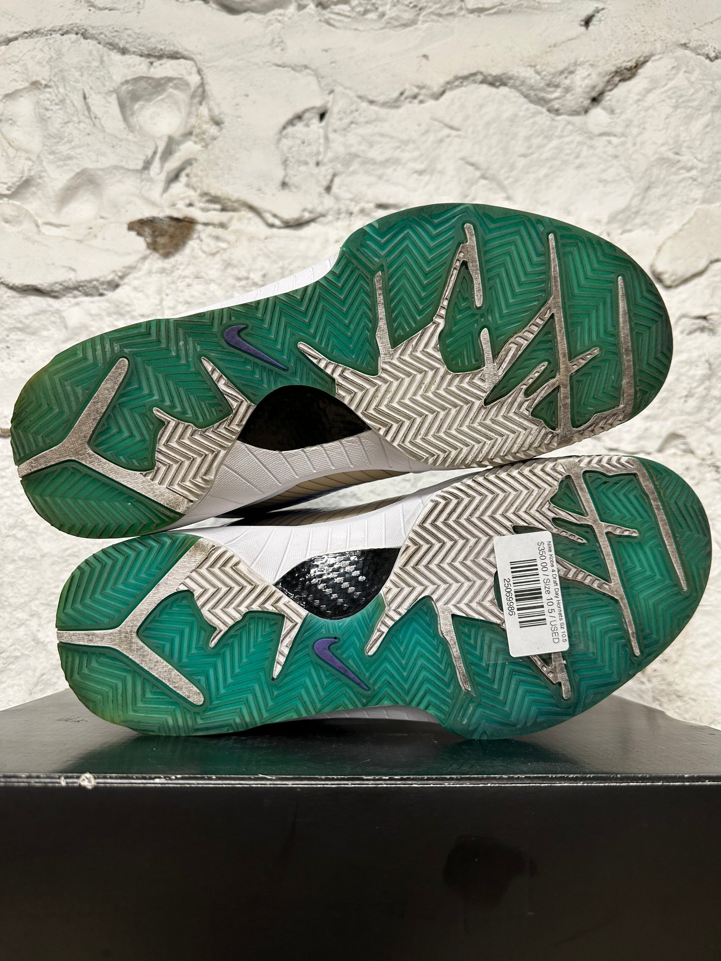 Nike Kobe 4 Draft Day Hornets Sz 10.5